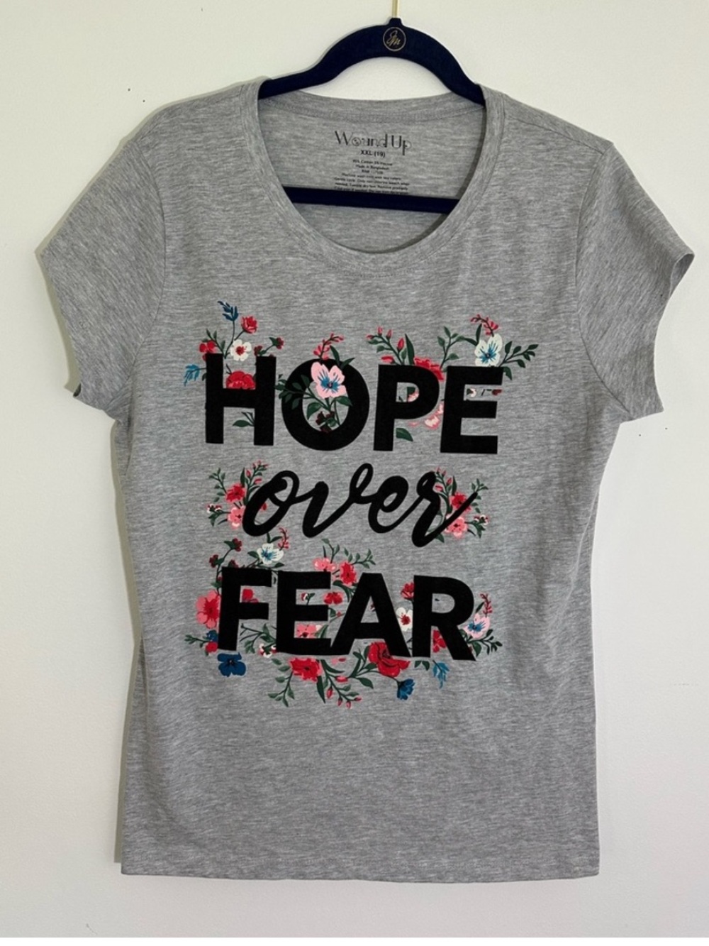 Wound Up Women’s Gray Blk Red Floral T-Shirt “Hope Over Fear" XXL Inspiration